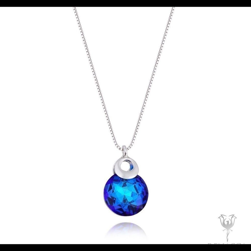 Swarovski crystals necklace Cute Chic Versatile